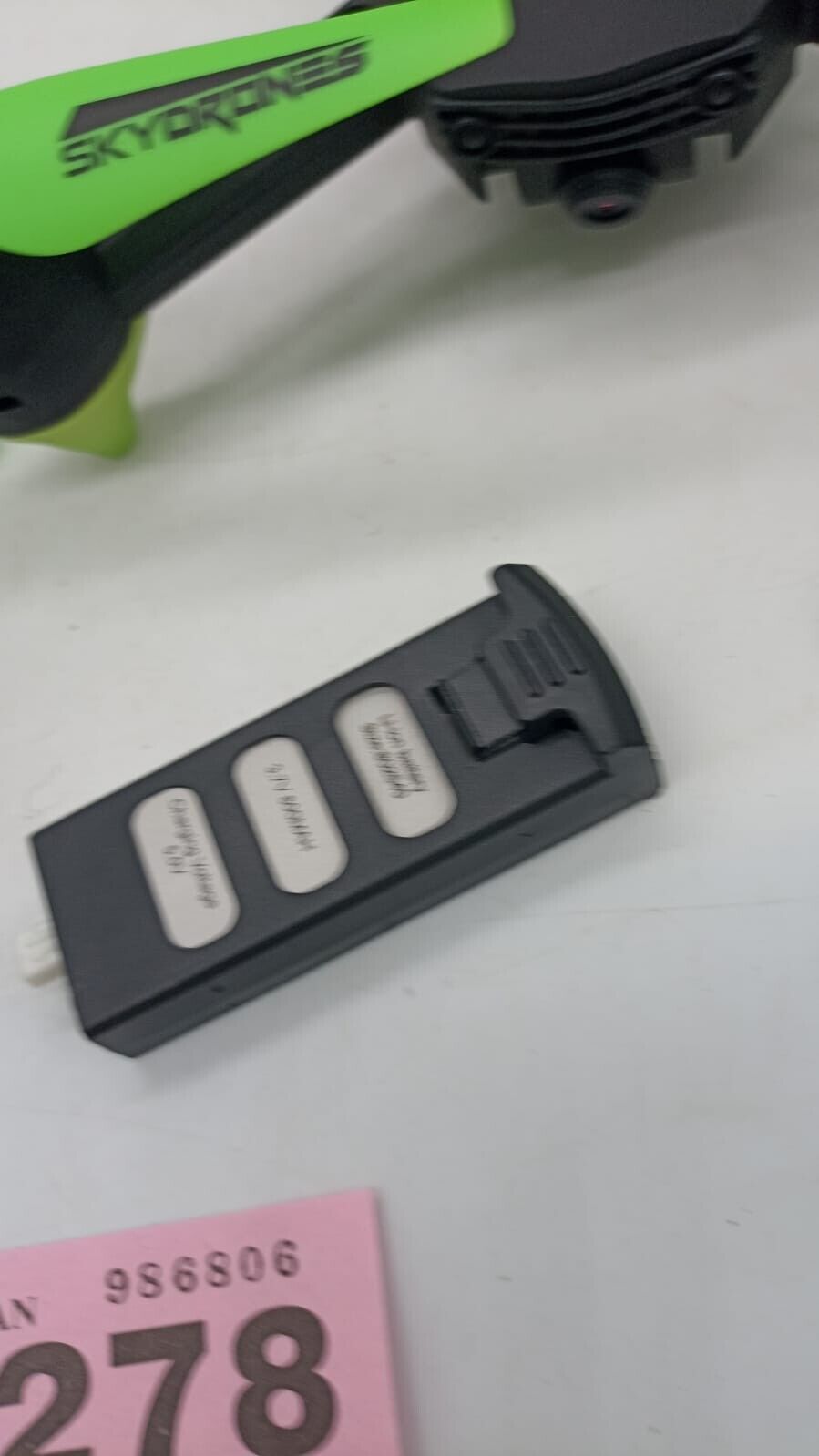 Skydrones S5200 Hd Wifi Live Streaming Drone. 2.4ghz. Complete. Tested Working