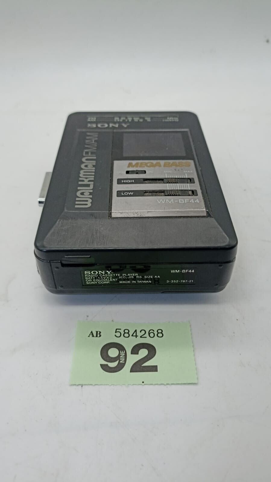 Vintage Sony Walkman WM-BF44 Portable Tape Cassette Player Radio FM/AM Tested