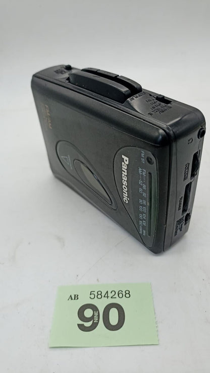 Vintage Panasonic RQ-V69 FM AM Stereo Radio Cassette Player. Tested working