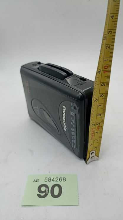 Vintage Panasonic RQ-V69 FM AM Stereo Radio Cassette Player. Tested working