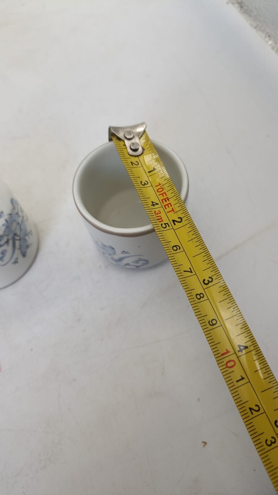 Set of 4 Royal Doulton Lambeth Stoneware Inspiration Porcelain Cups White & Blue