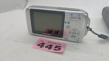 Pentax Optio W20 Waterproof Digital Camera 1 GB SD Battery Spares or Repairs
